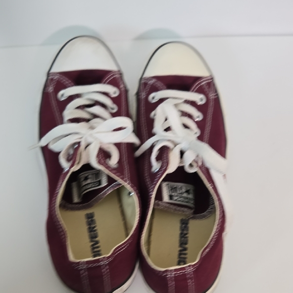 Converse Burgundy and White Women's Shoes - Picture 4 of 8